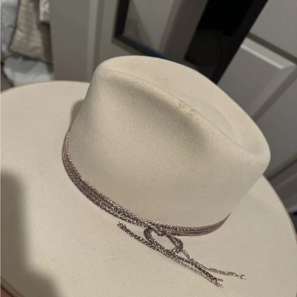 Stetson - Picture 4 of 6